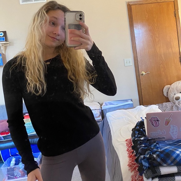 F21 black sweater - Picture 1 of 1